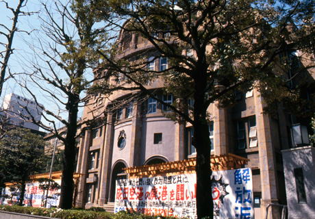 懐かし写真〉明治大学旧記念館: toku-photo-blog 気まぐれ写真日記